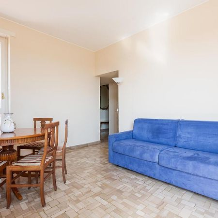 Milano - Roomy Apartment 300 M From M3 Affori Fn! 외부 사진