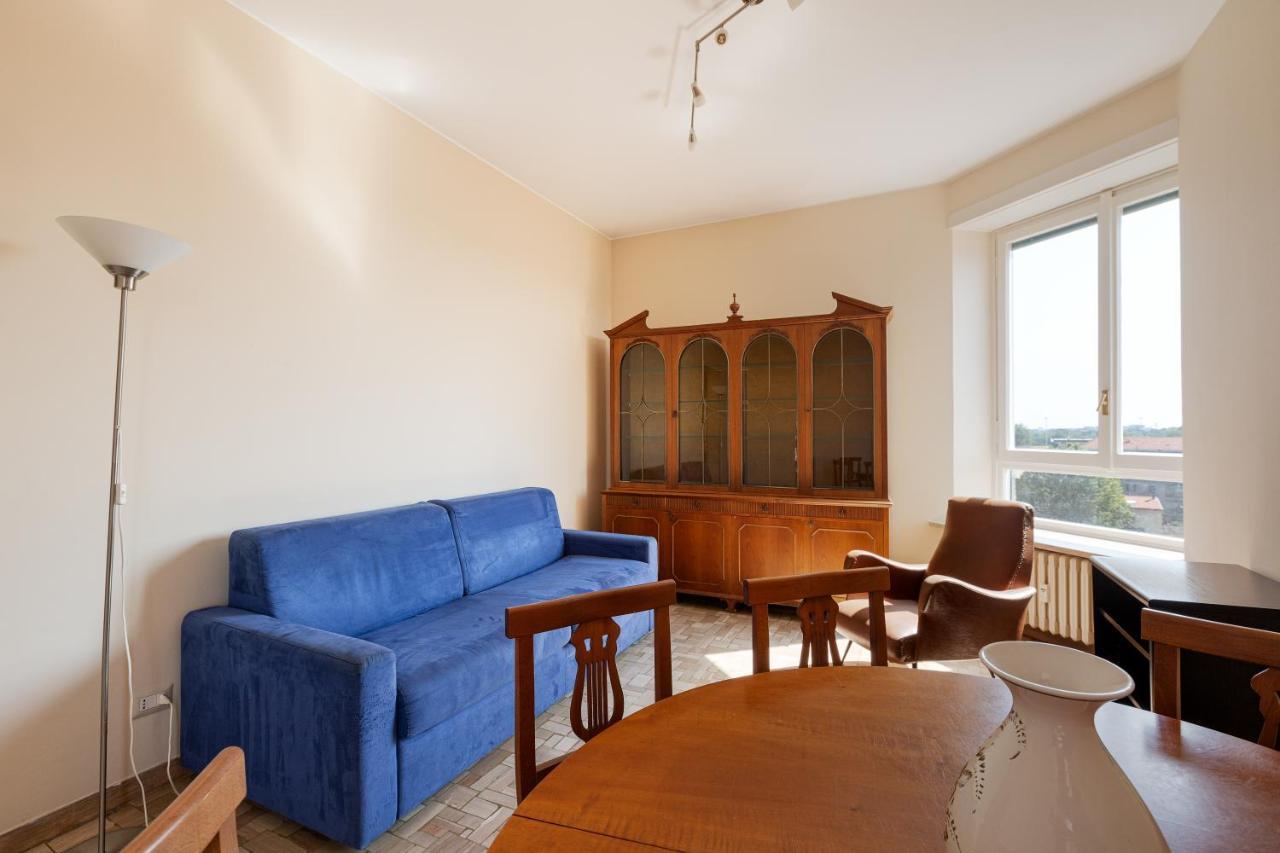 Milano - Roomy Apartment 300 M From M3 Affori Fn! 외부 사진